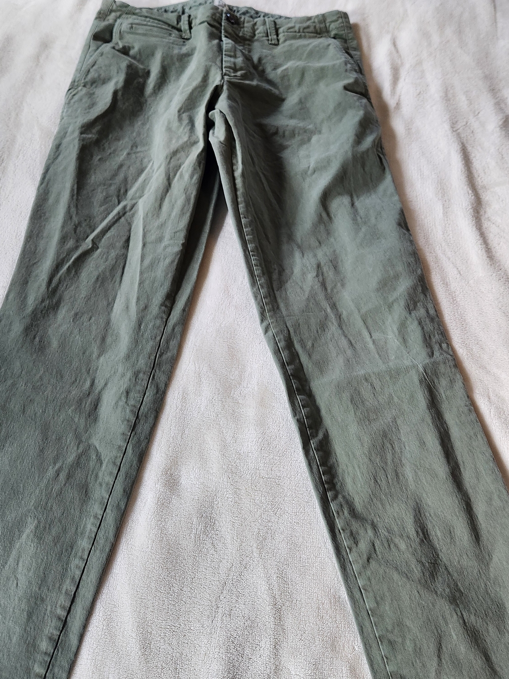 GAP Men's Olive Chino Pants